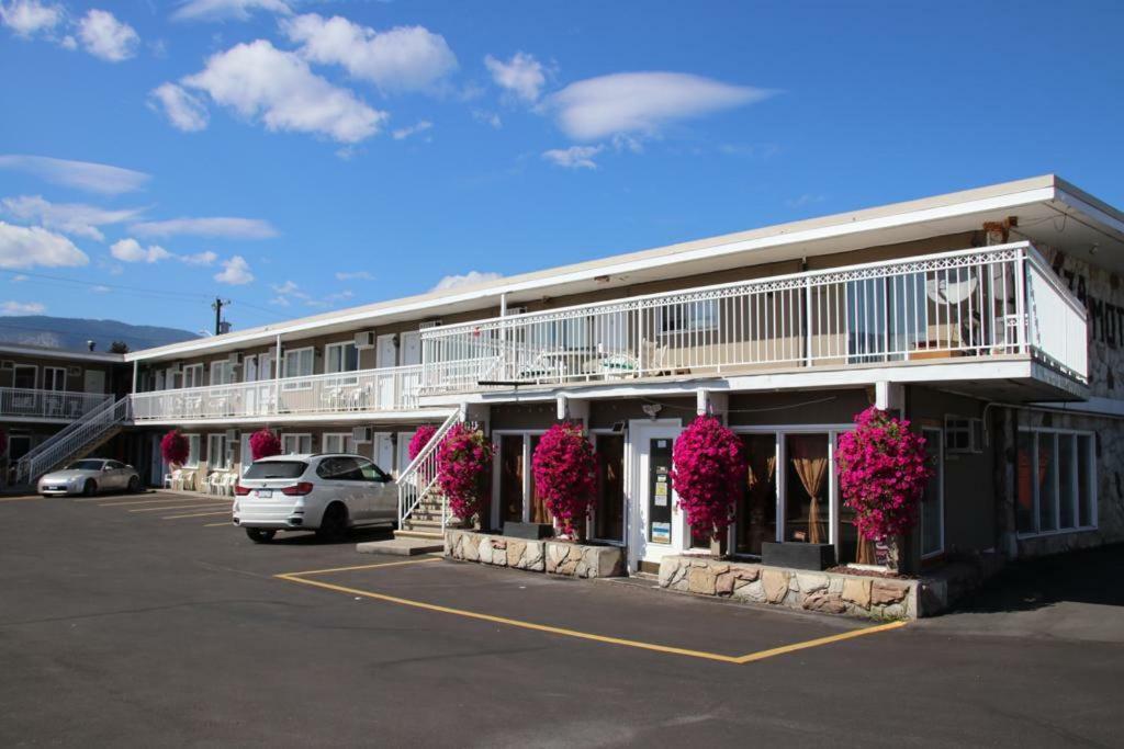 Plaza Motel Pentiction Zewnętrze zdjęcie